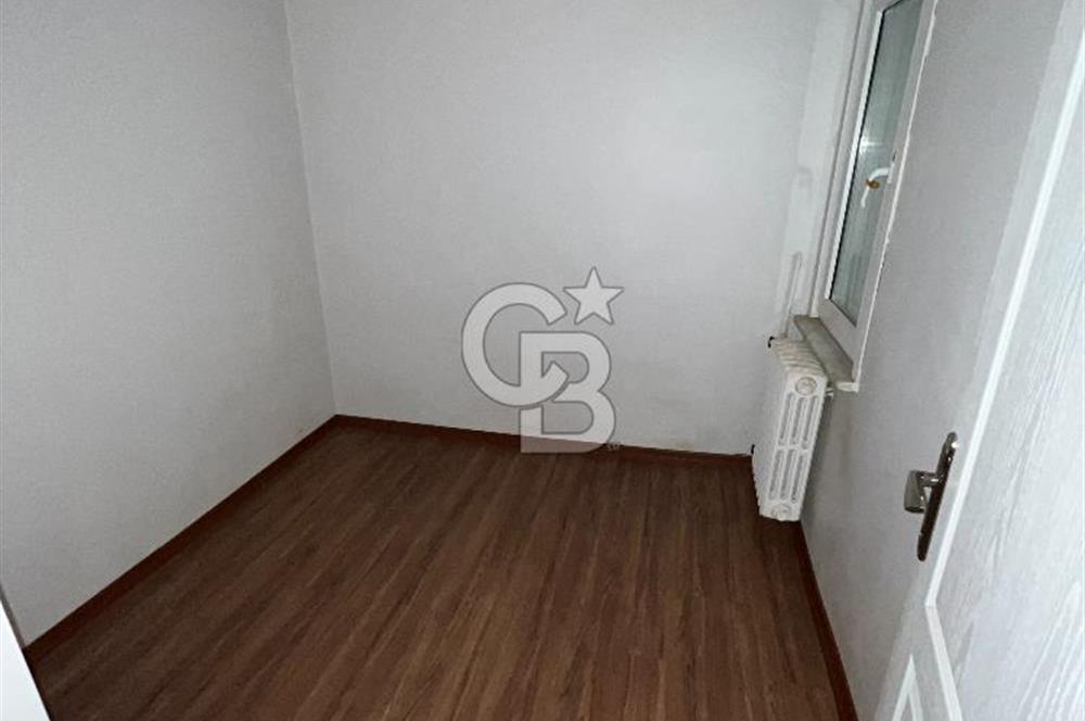 Acıbadem Sabancı 2 Sitesinde Kapalı Balkonlu 2+1 Kiralık Daire