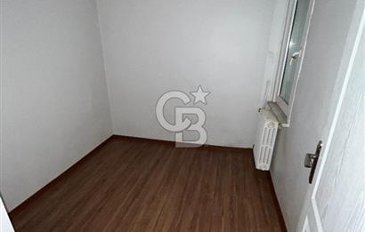 Acıbadem Sabancı 2 Sitesinde Kapalı Balkonlu 2+1 Kiralık Daire