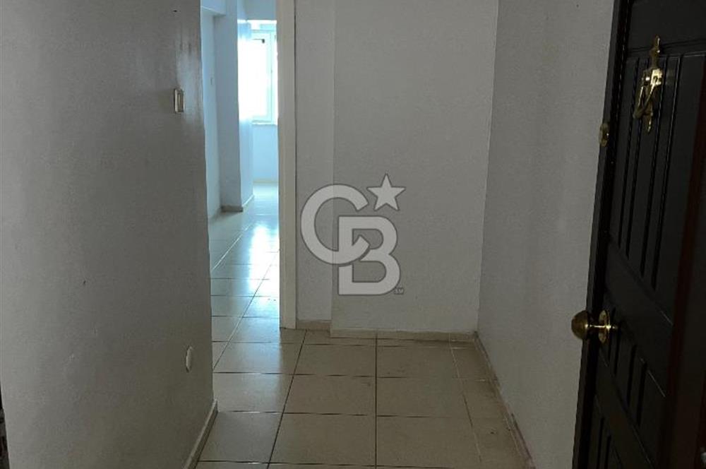 Acıbadem Sabancı 2 Sitesinde Kapalı Balkonlu 2+1 Kiralık Daire