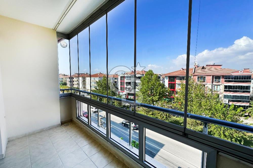 CB EAGLE'Dan BAHÇELİEVLER MAH. CADDE ÜZERİ 4+1 220m² DAİRE