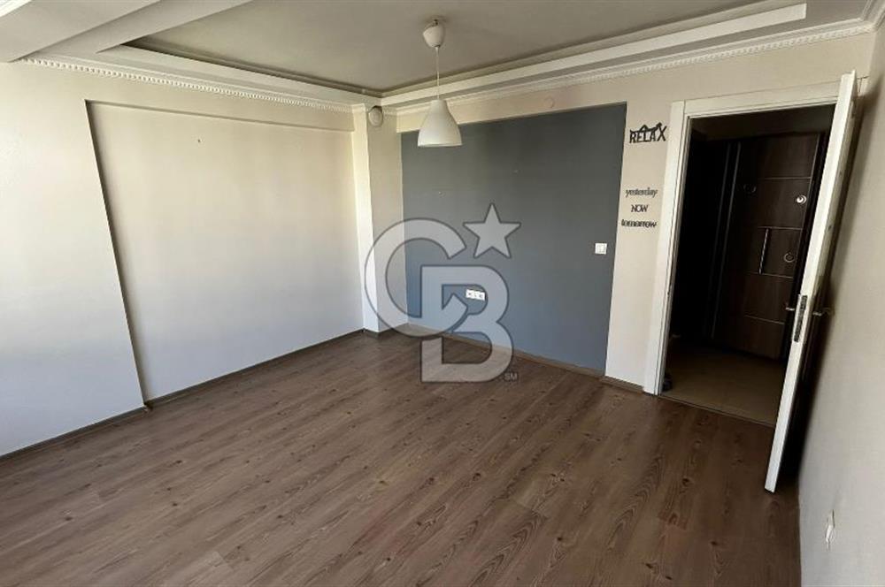 İzmir Karabağlar Fikri Altay Cebesoy Mahallesinde  2+1 Kiralık Daire 