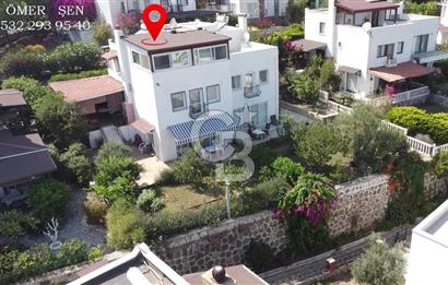 GÜNDOĞAN ONURKENT SİTESİNDE TRIPLEX 5+1 / 160 m2 PLAJLI