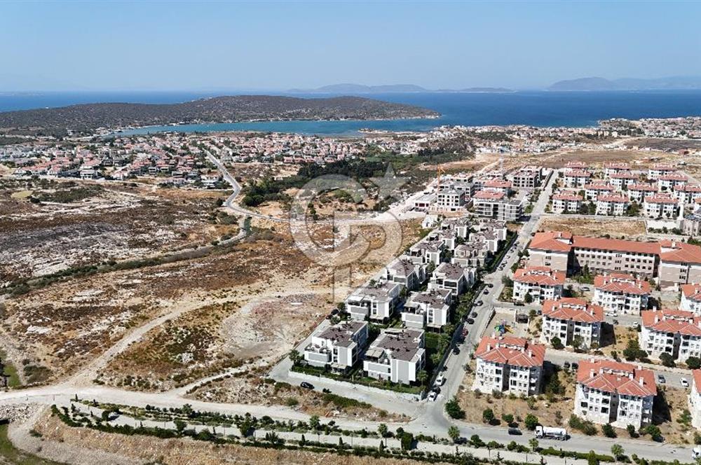 Çeşme Reisdere Loca'da Geniş Teraslı Köşe Daire