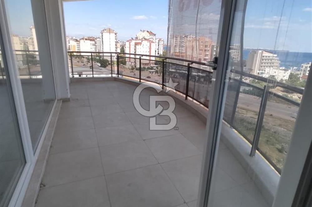 KUŞKAVAĞI MH. DENİZ MANZARALI - SAUNALI ULTRA LÜX -4+1 DAİRE