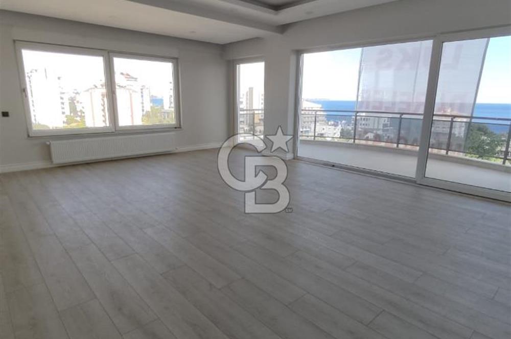 KUŞKAVAĞI MH. DENİZ MANZARALI - SAUNALI ULTRA LÜX -4+1 DAİRE