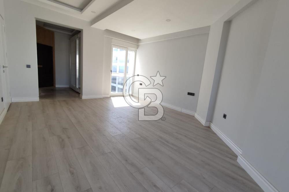 KUŞKAVAĞI MH. DENİZ MANZARALI - SAUNALI ULTRA LÜX -4+1 DAİRE