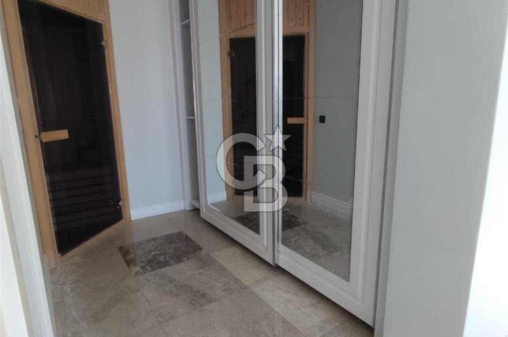 KUŞKAVAĞI MH. DENİZ MANZARALI - SAUNALI ULTRA LÜX -4+1 DAİRE