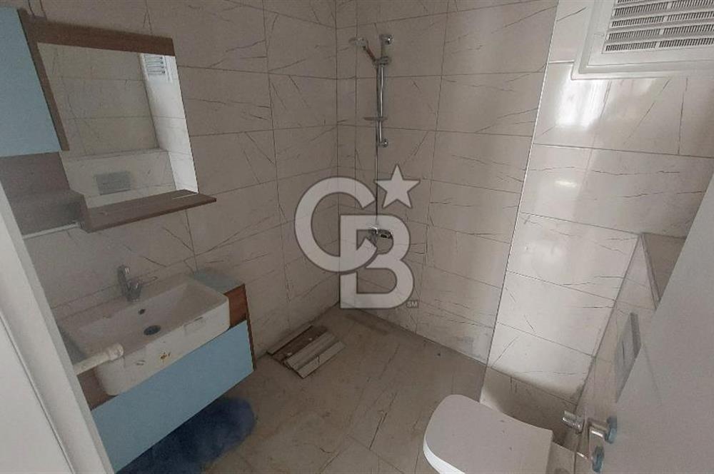 Çekmeköy Merkez mahallesi Beyazevler sitesinde Kiralık Geniş 2+1