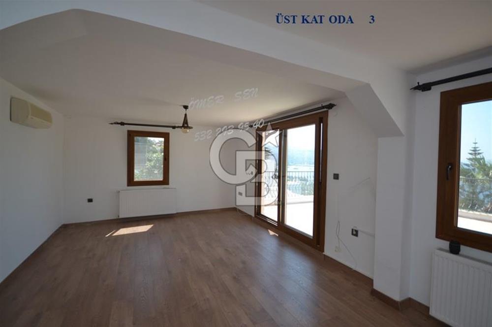 YALIKAVAK’ ta 220 m2 / 3+1/ DENİZE 300 mt. YILLIK KİRALIK