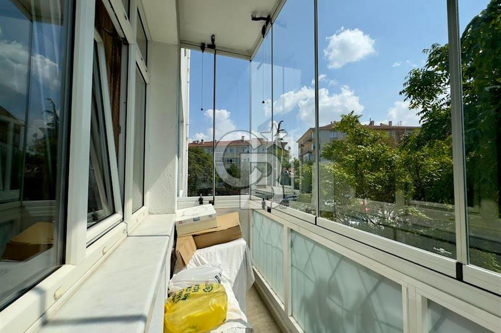 AYRANCI HOŞDERE CADDE'SİNDE YENİLENMİŞ YAPILI SATILIK 3+1 DAİRE