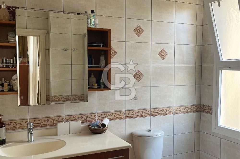 Mersin Menderes LİPARİS 2 Sitesi 5+1 Satılık,