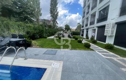 Büyükçekmece Sahil'de havuzlu sitede 2+1 sıfır daire