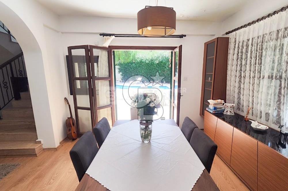 3+1 Rental Villa with a Pool in a Central and Quiet Location in Çatalköy!