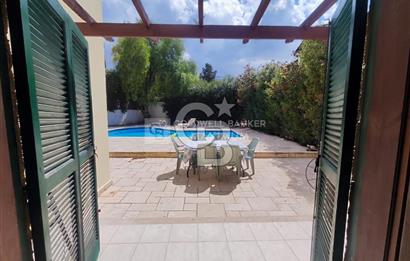 3+1 Rental Villa with a Pool in a Central and Quiet Location in Çatalköy!