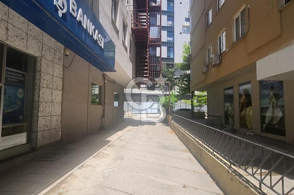 Suadiye Bağdat Caddesinde Kiralık Ofis