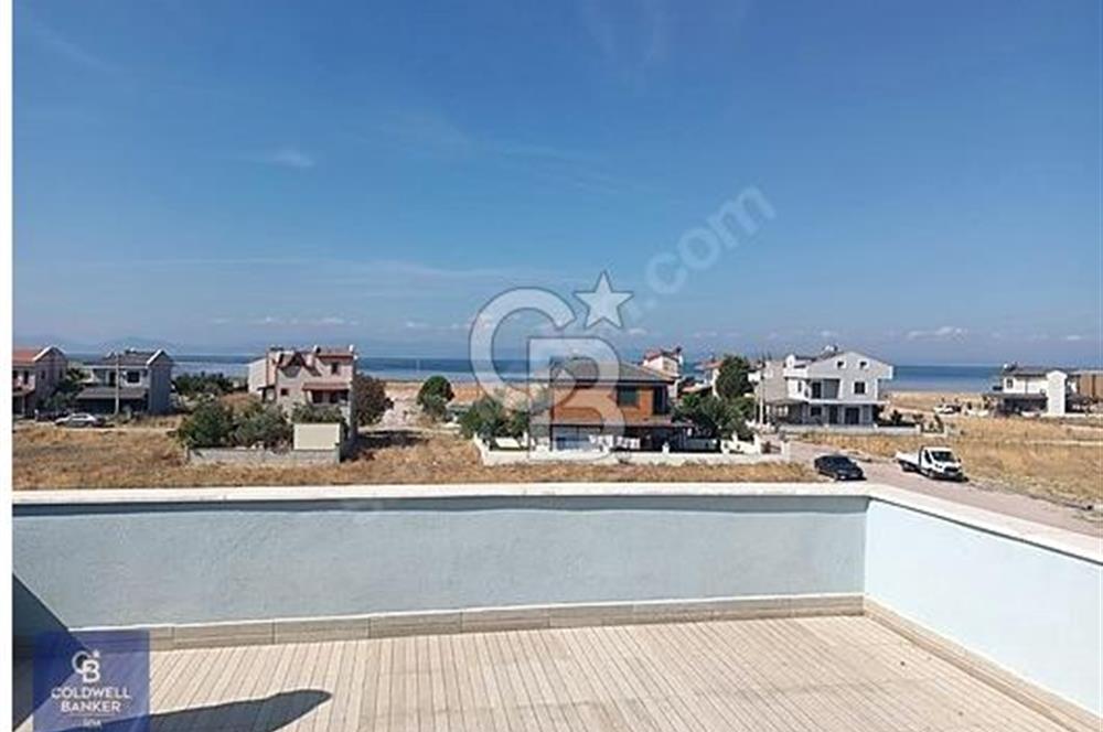 Ayvalık Altınova' da 5+1 Satılık Triplex Villa