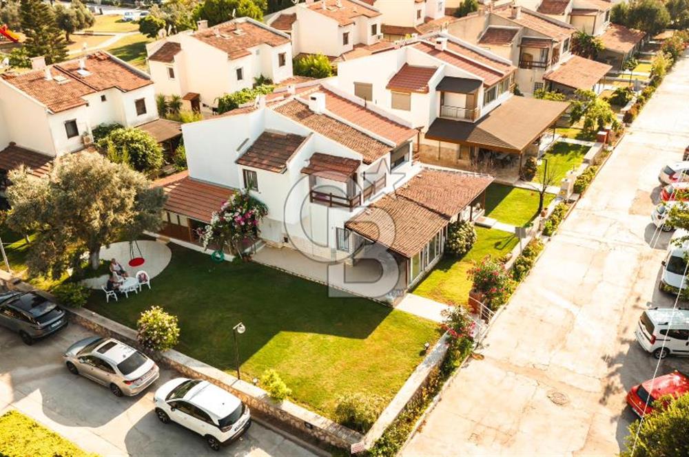 Çeşme Boyalık plajına komşu FIRSAT Villa