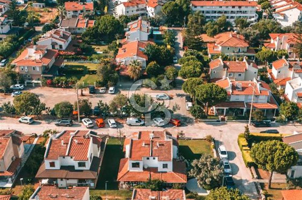 Çeşme Boyalık plajına komşu FIRSAT Villa