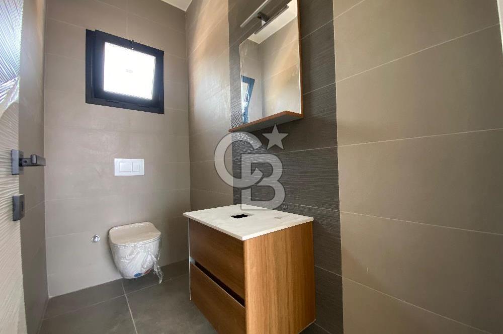 KKTC Girne Alsancak Bölgesinde Deniz Manzaralı 2+1 Penthouse, Jakuzi Hediyeli !