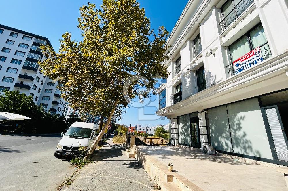 Beylikdüzü Adnan Kahveci Satılık 76m2 Dükkan Ana Cadde Üzerinde