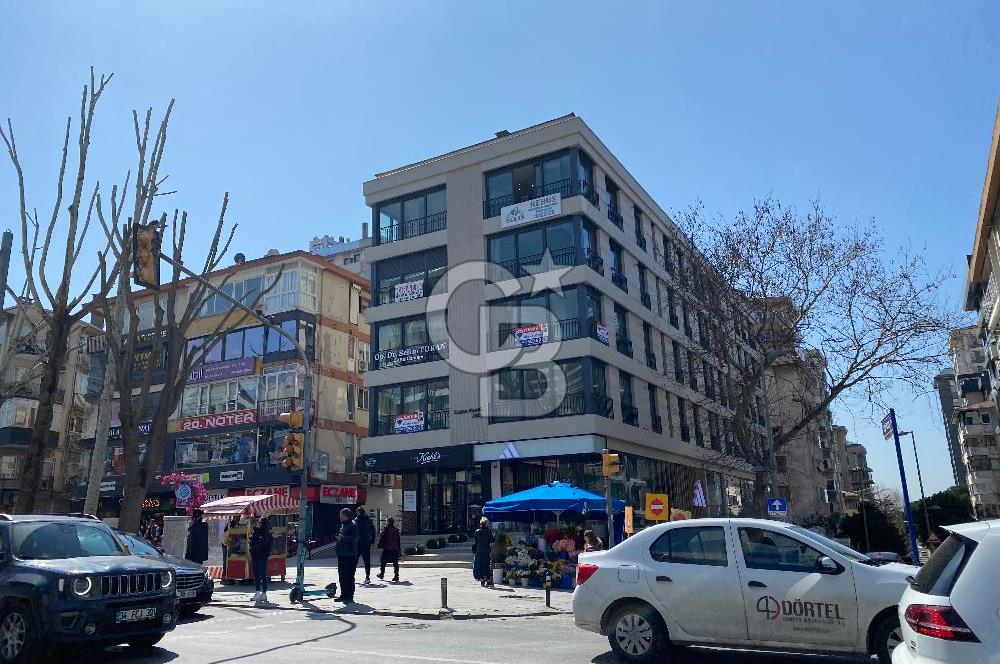 Bağdat caddesi üzerinde 