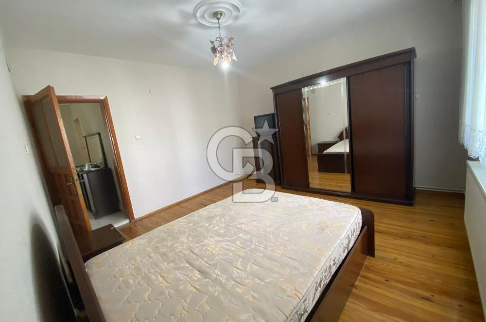 ÇAMLIPAR MAHALLESİNDE 130m² DOĞALGAZLI 2+1 DAİRE