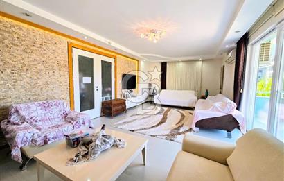 Gerzele de 405 M² Müstakil 5+1 Satılık Tripleks Villa