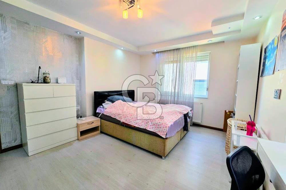 Gerzele de 405 M² Müstakil 5+1 Satılık Tripleks Villa