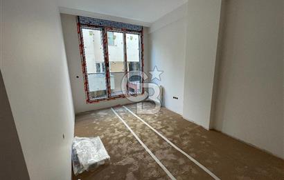 Acıbadem' de Yeni Lüks Binada 110 m2 3+1 Arakat Daire