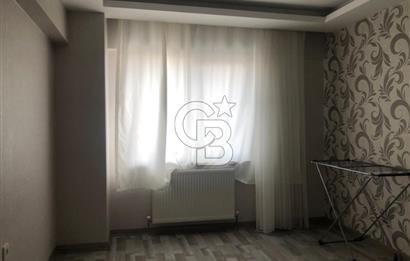 CADDE ÜZERİ SATILIK 2+1 YAPILI DAİRE