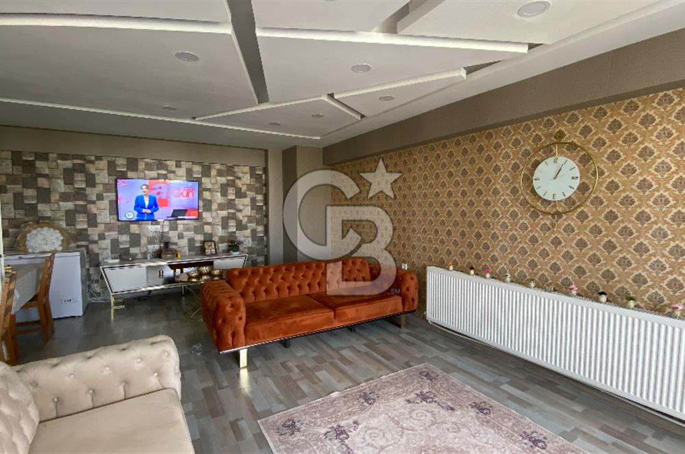 CADDE ÜZERİ SATILIK 2+1 YAPILI DAİRE