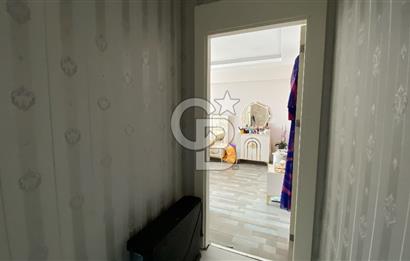 CADDE ÜZERİ SATILIK 2+1 YAPILI DAİRE