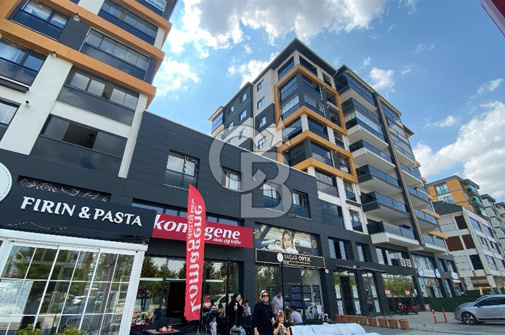 CADDE ÜZERİ SATILIK 2+1 YAPILI DAİRE