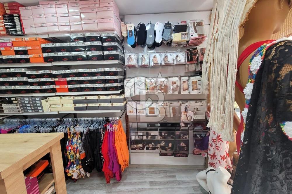 Karşıyaka Çarşı Karakol Sokağı Devren Kiralık Butik Dükkan