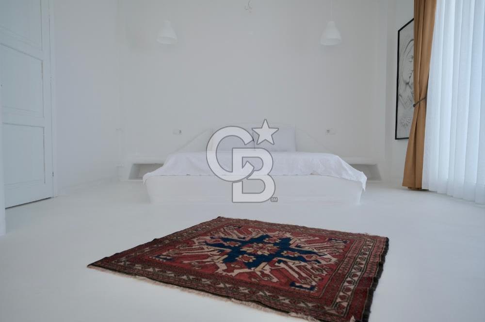 OVACIKTA BAHÇELİ FUL EŞYALI OTANTİK KONSEPT KİRALIK 2+1 DAİRE