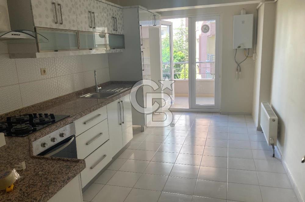 EGE MAH. CADDE YAKINI ASANSÖRLÜ OTOPARKLI 3+1 KİRALIK DAİRE