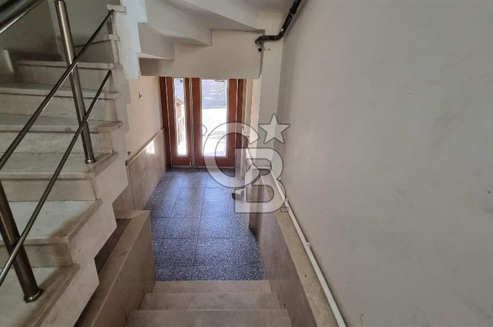 Ataşehir'de Boş Oturuma Hazır Kiralık Daire