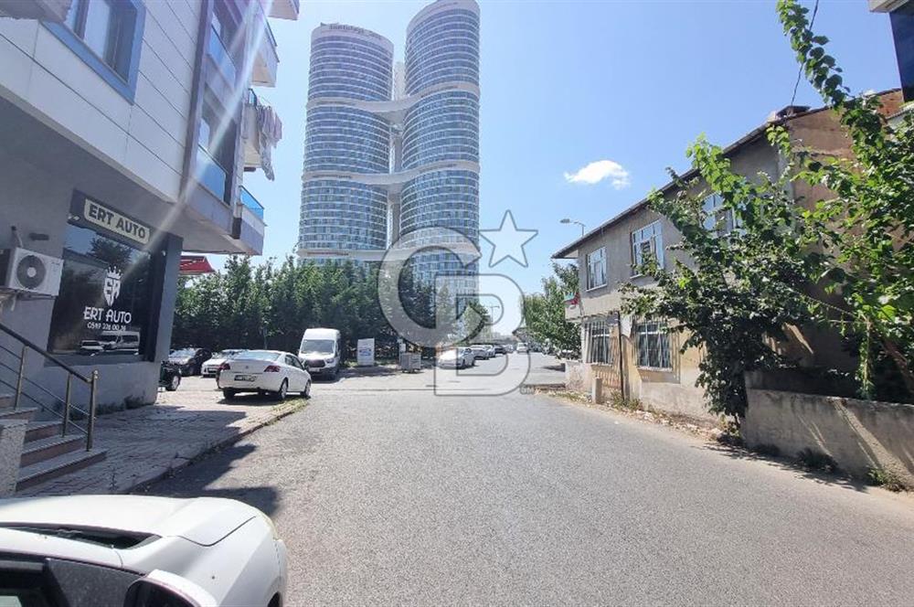 Ataşehir'de Boş Oturuma Hazır Kiralık Daire