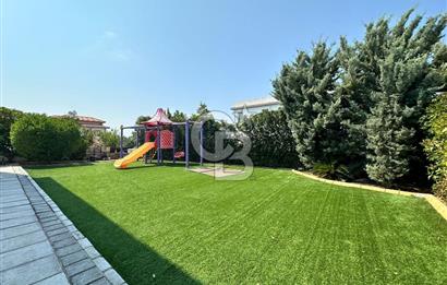 Girne Alsancak'ta 4+1, Modern Tasarım, Geniş Bahçeli Satılık Villa