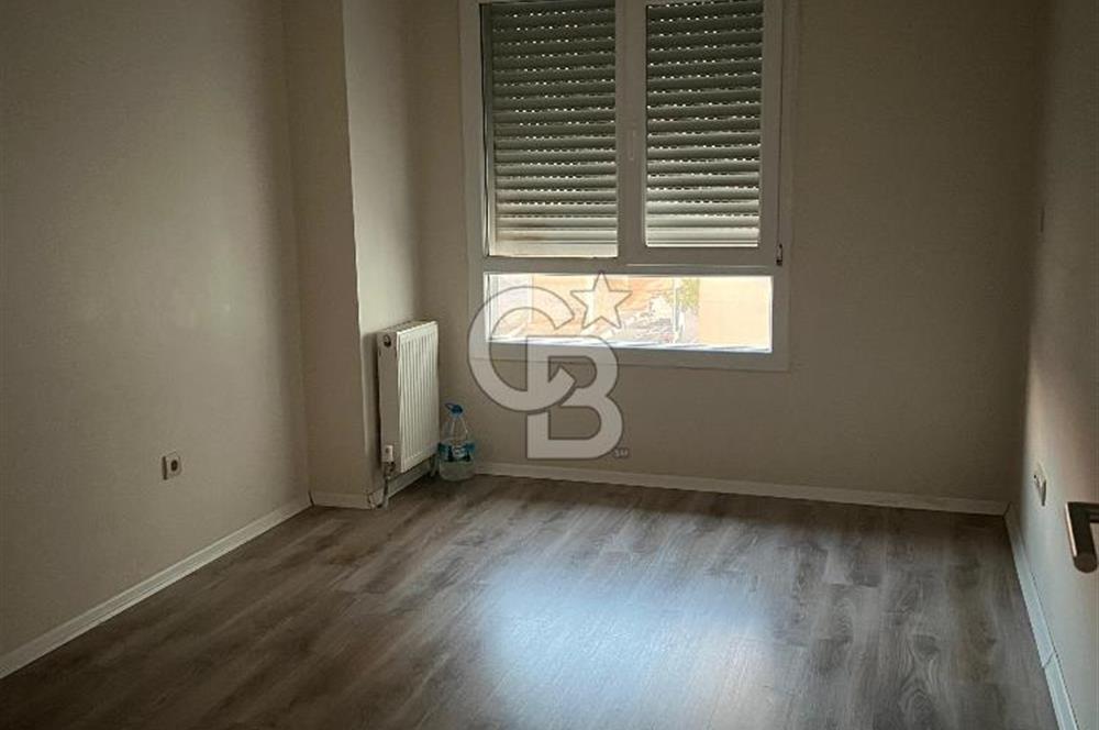 Burcu Fidangül'den Bornova'da Kiralık Daire