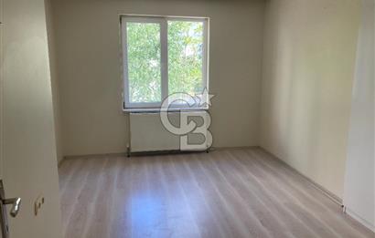 EGE MAH. CADDE YAKINI ASANSÖRLÜ OTOPARKLI 3+1 KİRALIK DAİRE