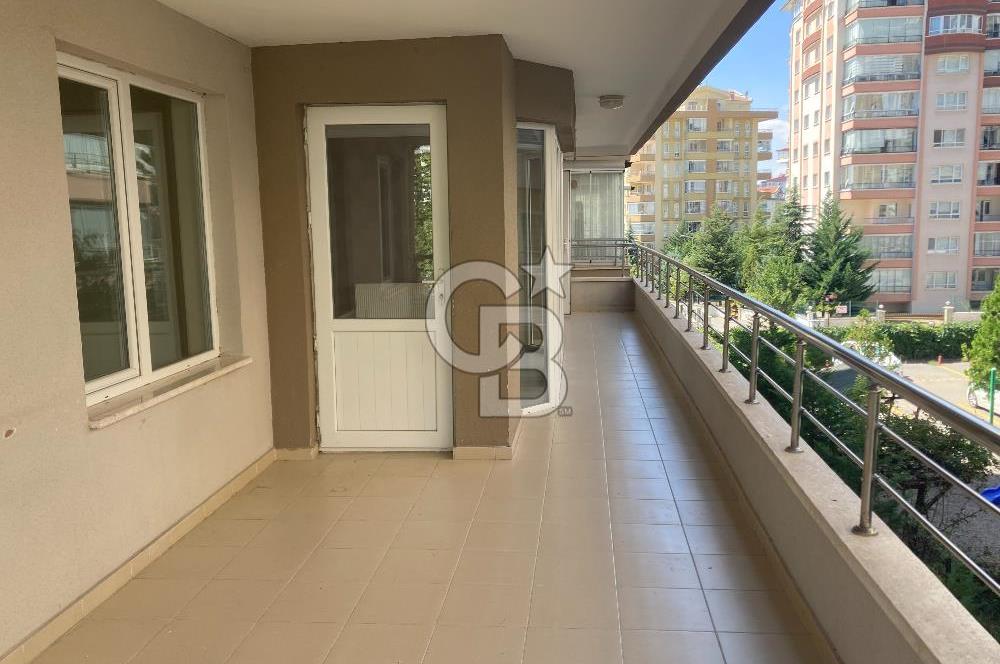 EGE MAH. CADDE YAKINI ASANSÖRLÜ OTOPARKLI 3+1 KİRALIK DAİRE