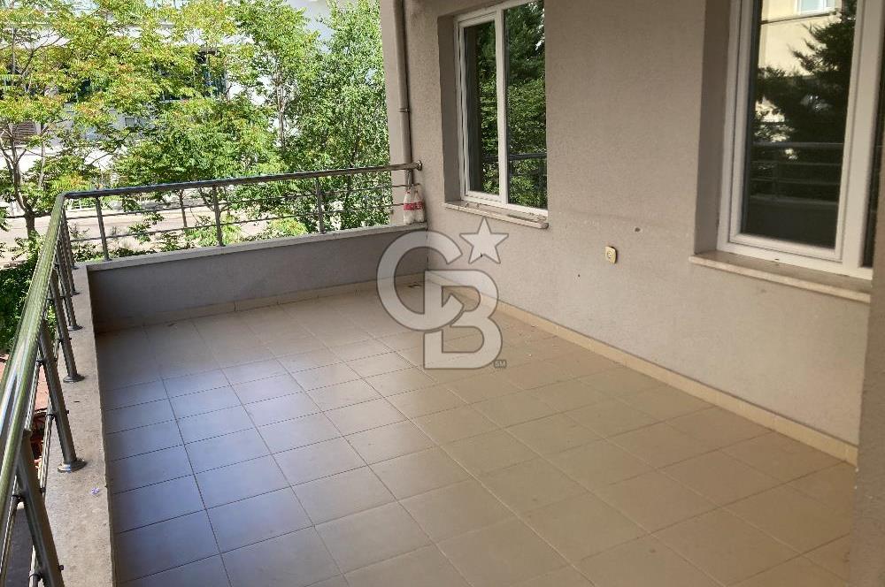 EGE MAH. CADDE YAKINI ASANSÖRLÜ OTOPARKLI 3+1 KİRALIK DAİRE