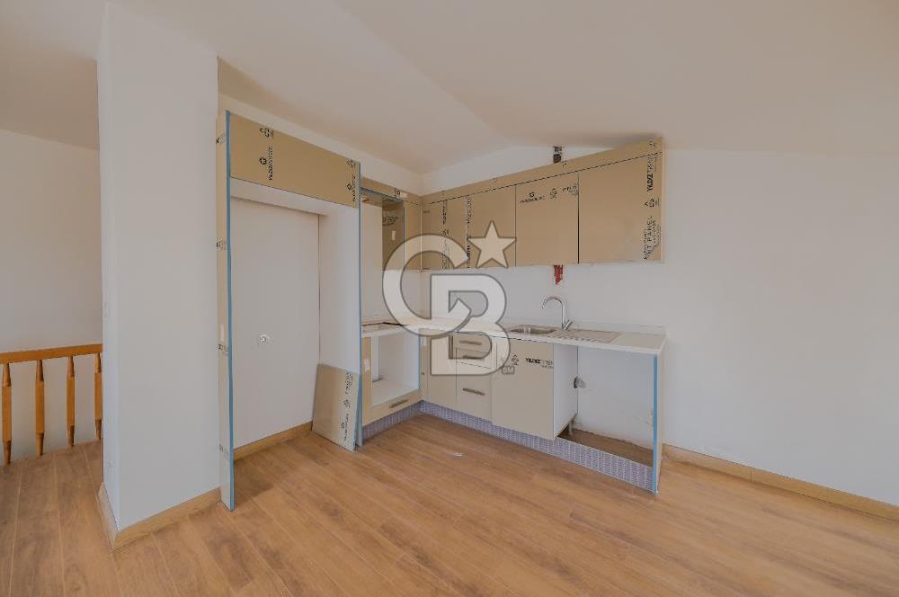 Kadıköy Göztepe de Deniz Manzaralı satılık sıfır 4+2 Dubleks daire 