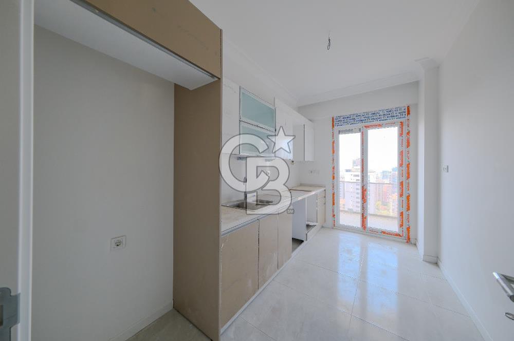 Kadıköy Göztepe de Deniz Manzaralı satılık sıfır 4+2 Dubleks daire 