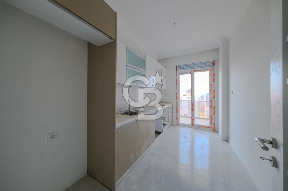 Kadıköy Göztepe de Deniz Manzaralı satılık sıfır 4+2 Dubleks daire 