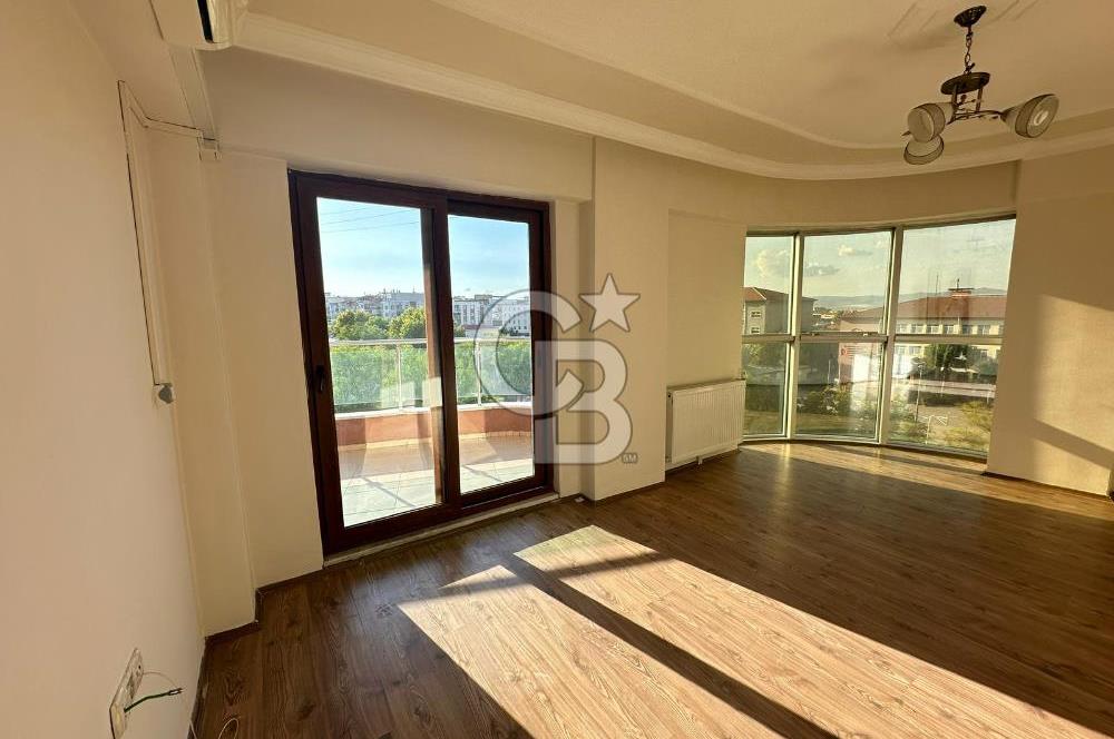 Manisa Megalarda 75 m2 Geniş 1+1 Kiralık Lüks Daire