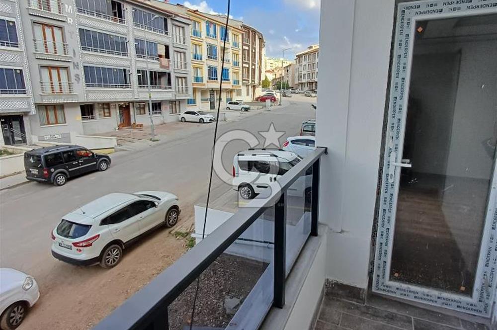 GÖLBAŞI SEĞMENLER MAHALLESİNDE SATILIK ARAKAT 2+1 DAİRE