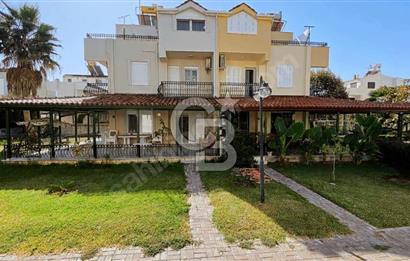 Kuşadası Davutlar Satılık Villa 5+1 Denize 500 Metre