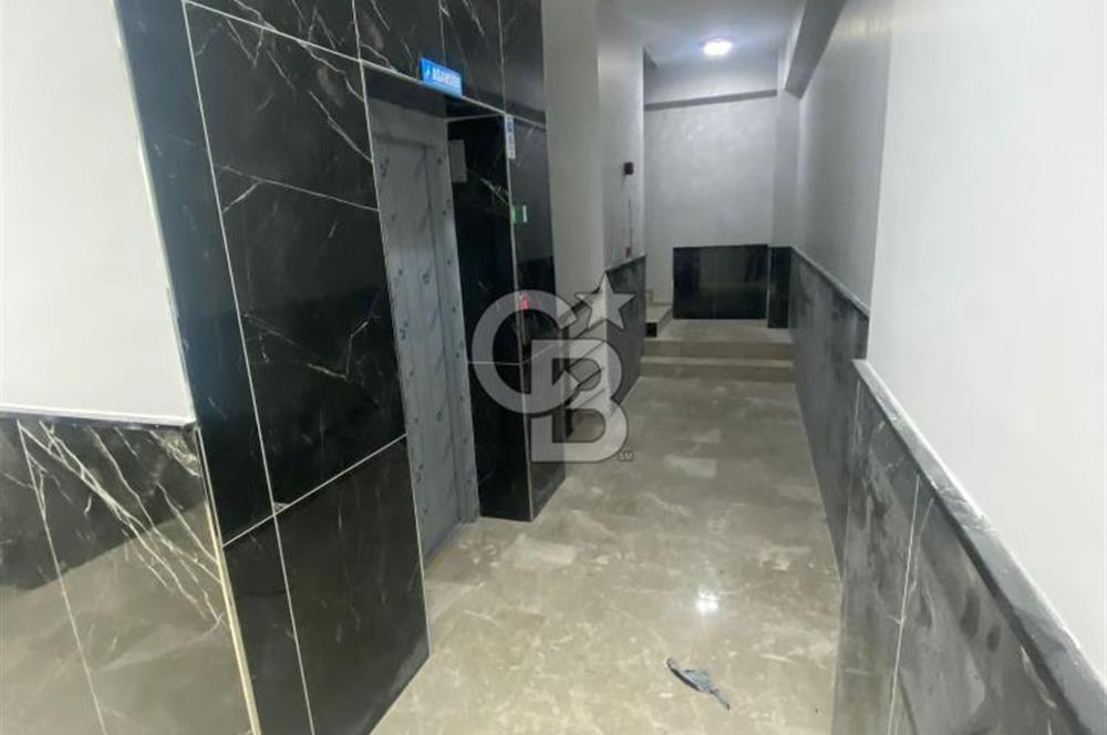 MUSTAFAPAŞA'DA CADDE ÜSTÜ 2+1 SIFIR ARAKAT DAİRE